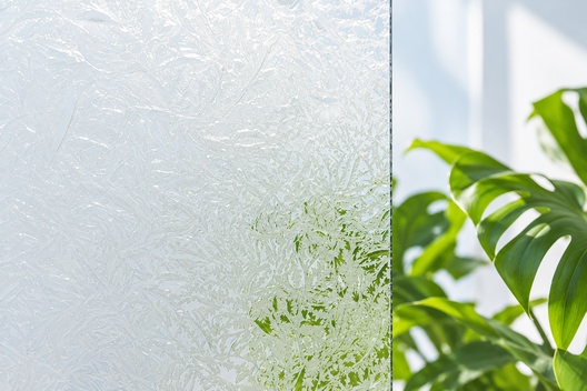 Glue-Chip-Glass-Luxe-Windows-and-Doors